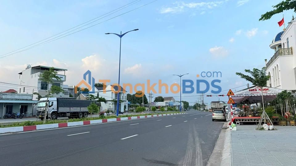 Nhà mặt tiền Ven biển Phước Hải 142m² 5 tỷ - Mặt tiền kinh doanh