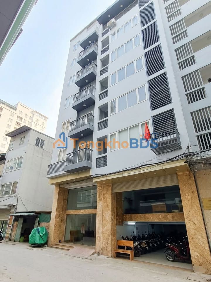 Tòa nhà văn phòng Nguyễn Xiển 200m² 54 tỷ - Vị trí trung tâm