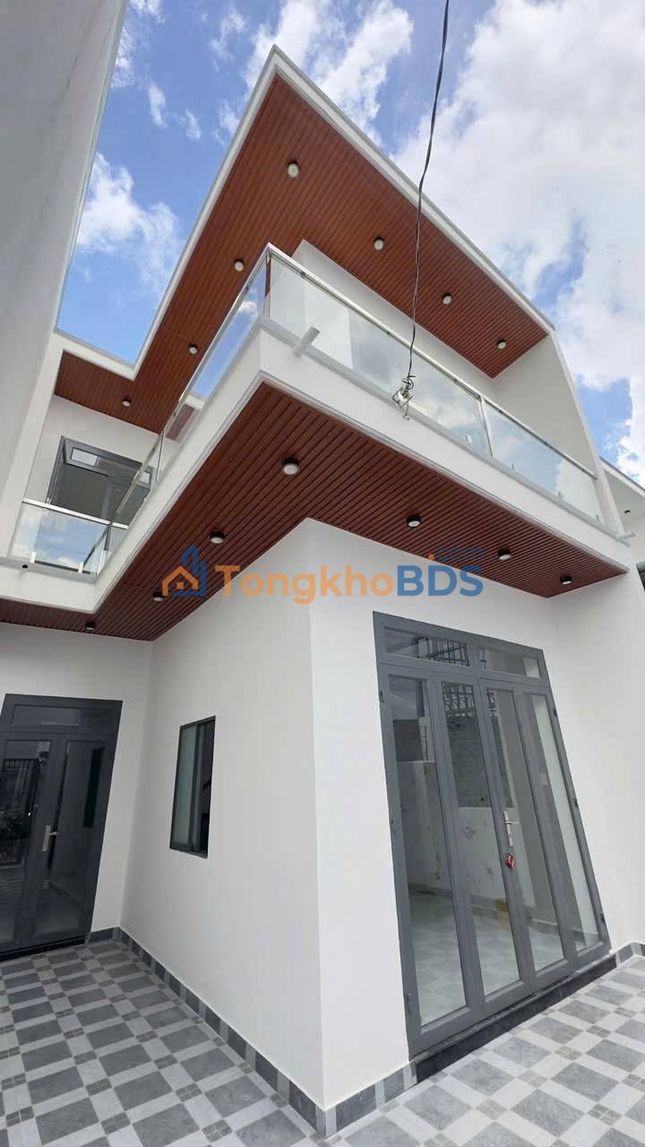 Bán Biệt Thự Mini Bình Long 105m² Sổ Hồng Thổ Cư - Giá 600 Triệu