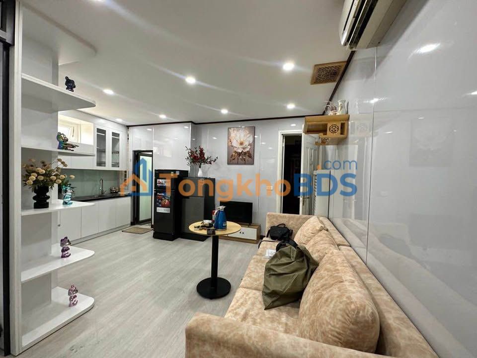 Căn hộ Mai Dịch Cầu Giấy 50m² 2.3 tỷ - View đẹp