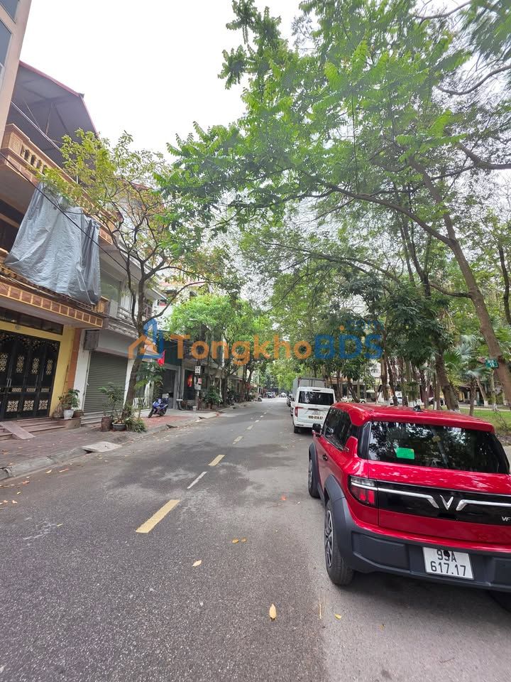 Nhà 3 tầng mặt tiền 6.3m nhìn vườn hoa Xuân Diệu, Kinh Bắc, Bắc Ninh - 10.x tỷ