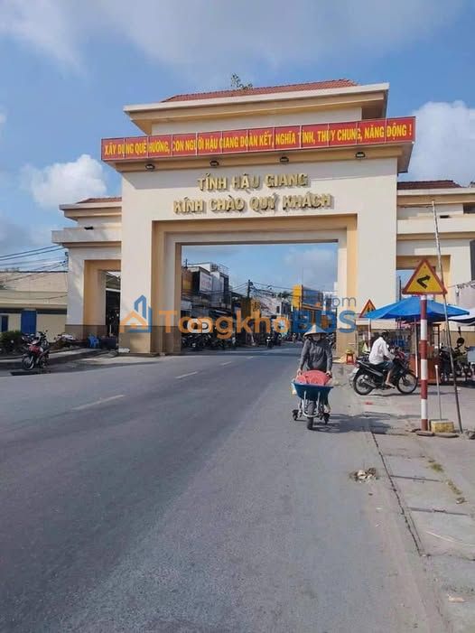 Đất Nền Hậu Giang 900m² - Hai Mặt Tiền Lộ Nhựa & Sông, Giá Giảm Sốc