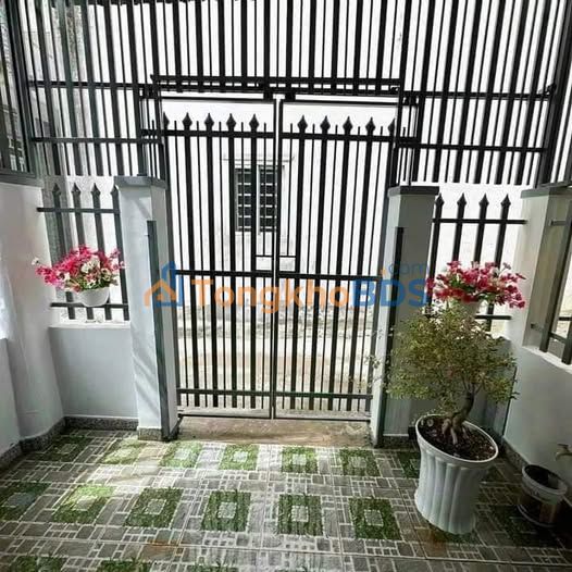 Nhà riêng P16 Q8 72m² 300 triệu - Ô tô vào tận nhà