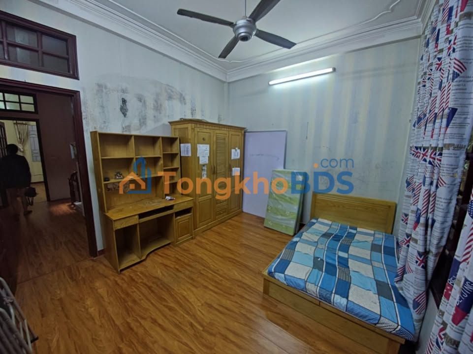 Cho thuê phòng Ngã Tư Sở, Hoàng Văn Thái 2.7 triệu/tháng - Rộng rãi, gần mặt đường