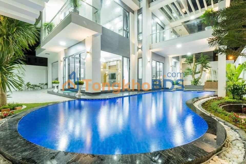 Townhouse Long Cung Vung Tau 7PN thoa thuan - Cho thue ngay