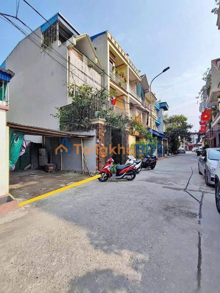 Bán gấp đất 68m² Quốc Oai, Hà Nội - Giá 2.85 tỷ, gần quảng trường, ĐH