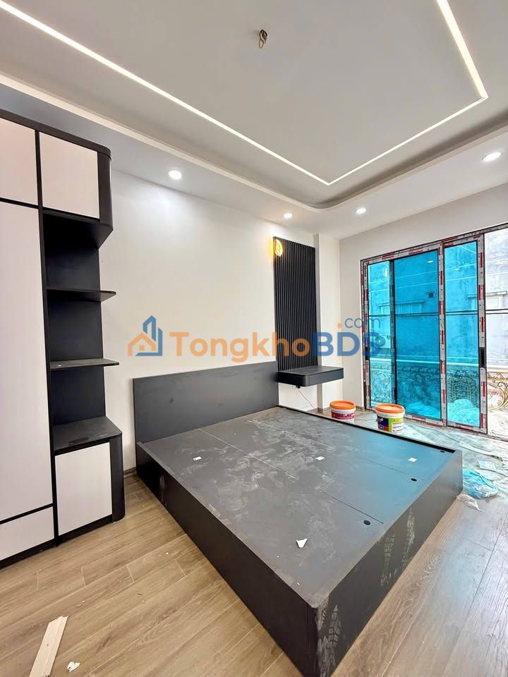 Nhà Dòng Tiền 45m² Quận 7 - 10PN Khép Kín, Doanh Thu 50 Triệu/Tháng