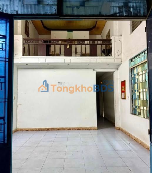 Nhà riêng Trần Khát Chân 100m2 10tr - Ô tô vào tận nhà