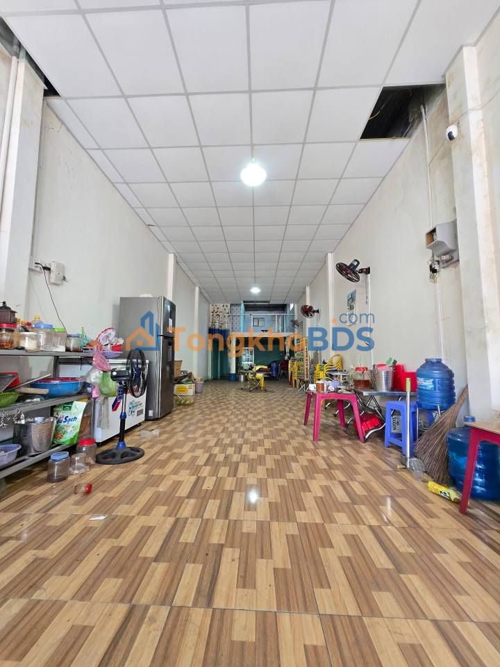 Nhà phố Dĩ An ĐT743A 100m² thỏa thuận - Mặt tiền kinh doanh