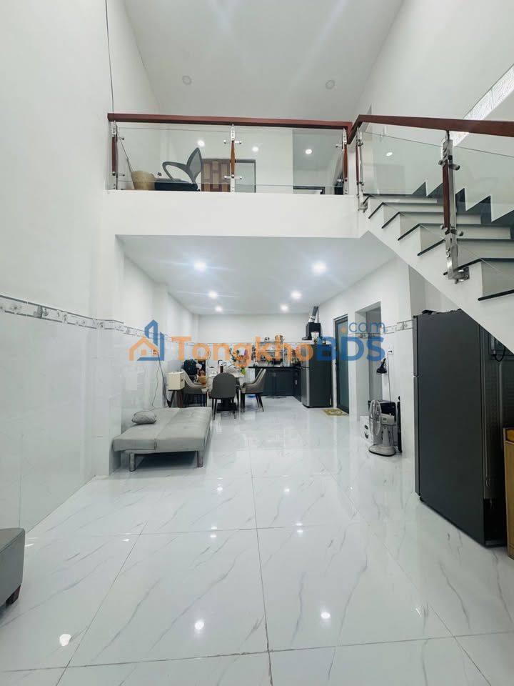 Nhà phố Tăng Nhơn Phú B 65m² 5.5 tỷ - Ô tô vào tận nhà
