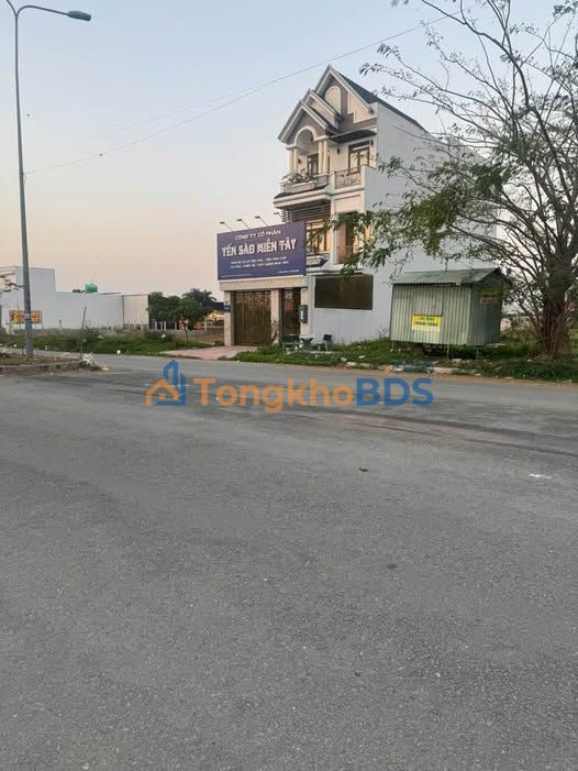 Đất nền KDC Hưng Gia Bến Lức 150m² 4.5 tỷ - Đường to ô tô