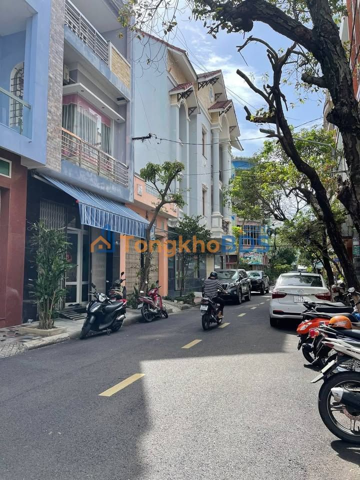 Nhà mặt tiền Nguyễn Duy Trinh Quy Nhơn 70m² 4,2 tỷ - Mặt tiền kinh doanh