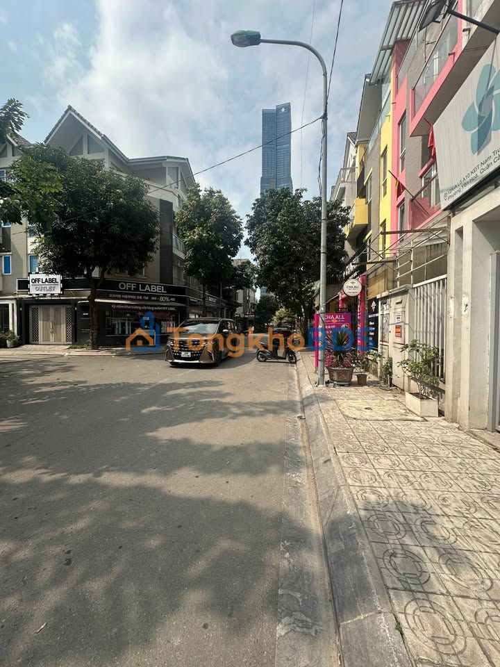 Liền kề A10 Đống Đa 75m² 45 triệu - Mặt tiền kinh doanh