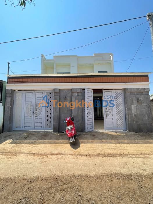 Nhà phố Pleiku 130m2 giá 2.68 tỷ - Chính chủ bán