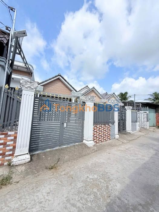 Nhà Xả Lỗ 1.2 Tỷ, 120m² - Mỹ Phong, Đồng Tháp - Sẵn Sàng Dọn Vào Ở