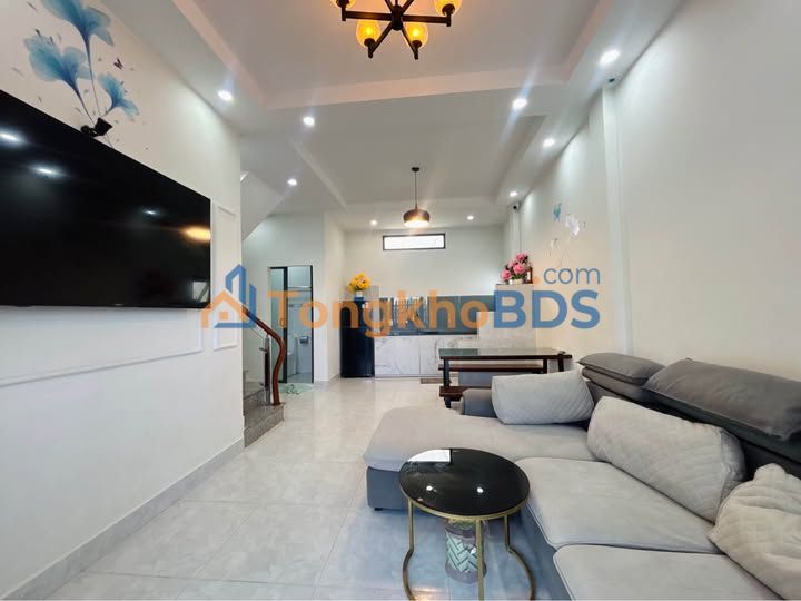 Nhà Nam Hồ P.3 Đà Lạt 12 triệu - Sẵn sàng ở ngay