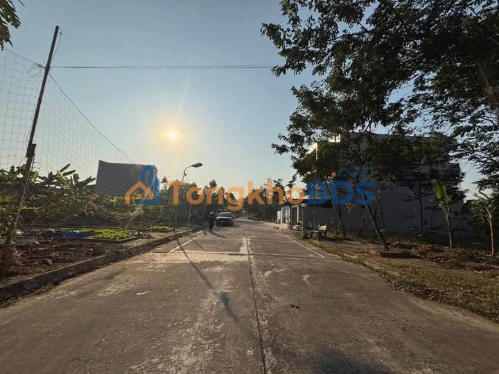 Đất nền Kim Long Tam Dương 100m² 2 tỷ - Đường to ô tô