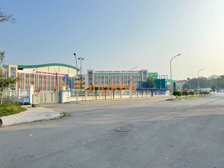 Townhouse Bắc Đầm Vạc 102m² - View Hồ, Sổ Hồng Sẵn Sàng