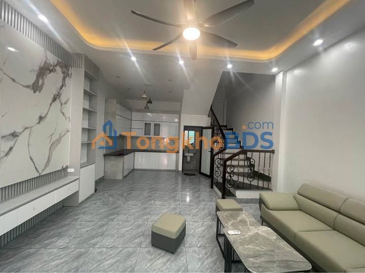 Nhà 3 tầng Lê Thanh Nghị 40m2 2 tỷ - Sẵn sàng ở ngay