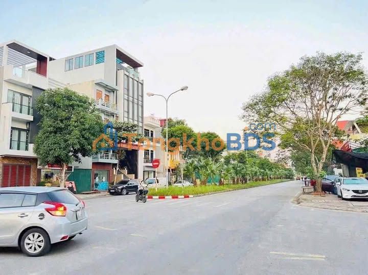 Đất Nền 76m² Phạm Văn Đồng, TP Hải Dương - Hướng Đông, Giá Tốt