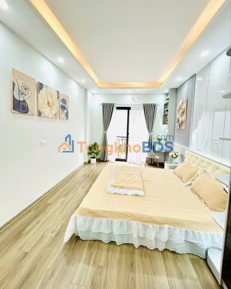 Nhà riêng Định Công 35m² giá 8 tỷ - Ô tô vào tận nhà