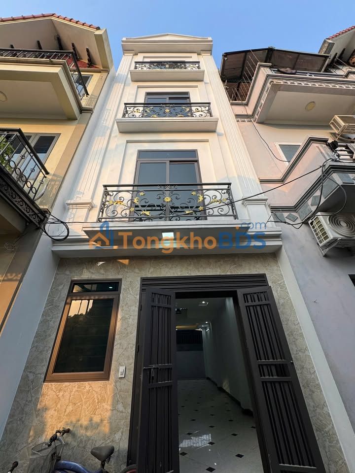 Nhà Phượng Đồng 50.8m² - 5PN, 4 Tầng, Giá 4 Tỷ