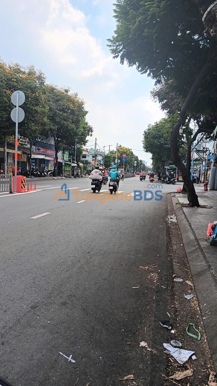 Nhà mặt tiền Kênh Tân Hóa 60m² 8.x tỷ - Mặt tiền kinh doanh đỉnh