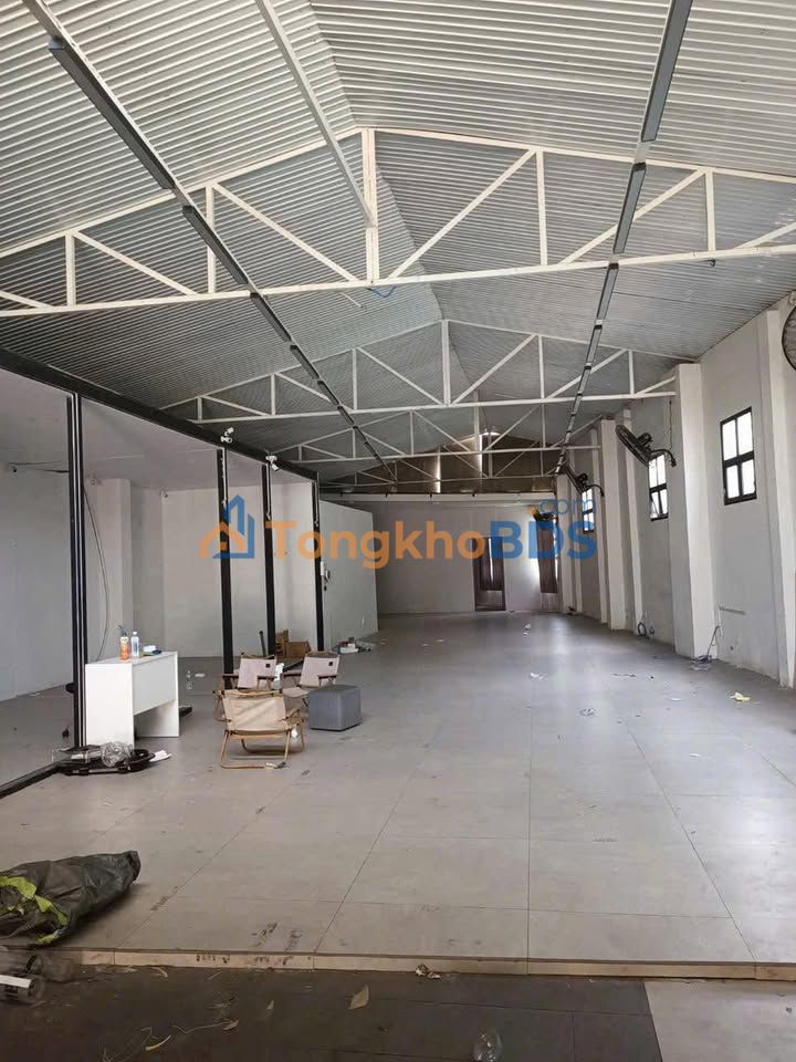 Kho Lê Trọng Tấn Dĩ An 280m² 28 triệu - Hoạt động ngay