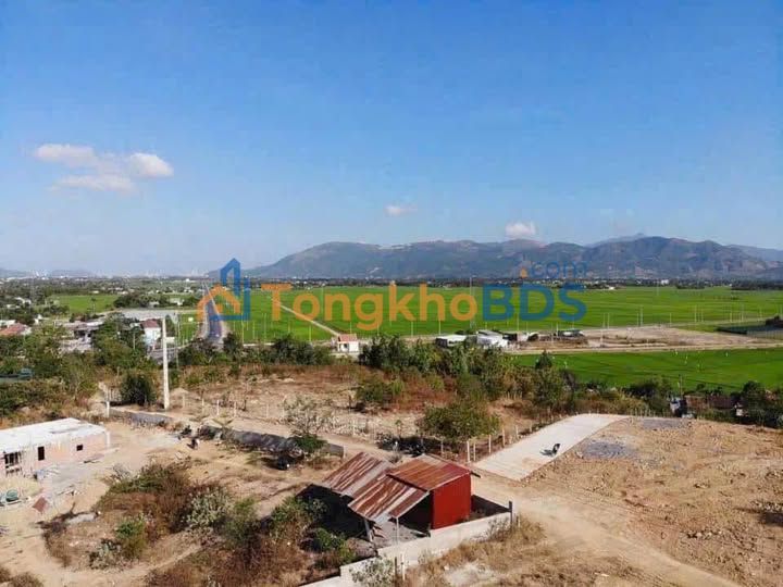 Đất nền Diên Lạc 314m² 2,198 tỷ - Đường to ô tô view đồi