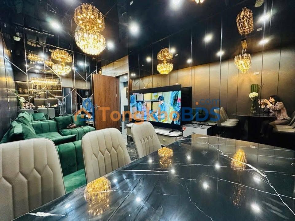 Nhà Tôn Thất Tùng Đống Đa 37m² - Full nội thất sẵn ở