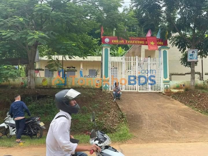 Bán Gấp 2 Lô Đất Mặt QL12, Sông Mã, Sơn La - 320m² - Giá Tốt