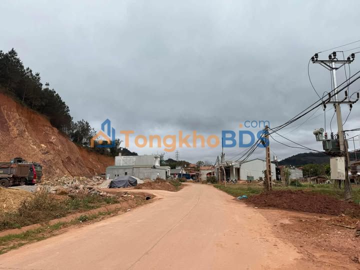 Bán Đất Phường Mộc Sơn, Mộc Châu - 140m², Sổ Đỏ Thổ Cư