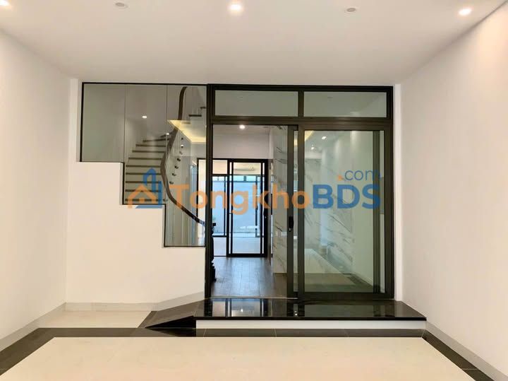 Văn phòng khu C Gleximco Hà Đông 400m² 360tr - Tòa hạng A