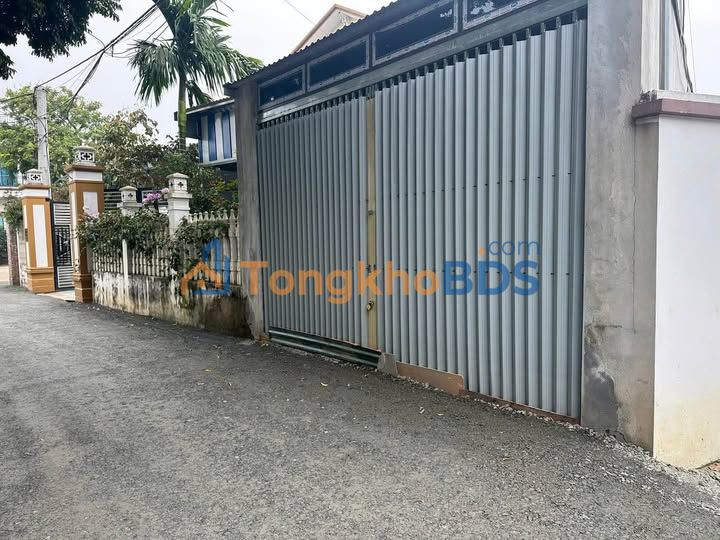 Bán đất 100m² Ba Đình - Đường rộng, dân cư đông đúc, sổ đỏ sẵn sàng