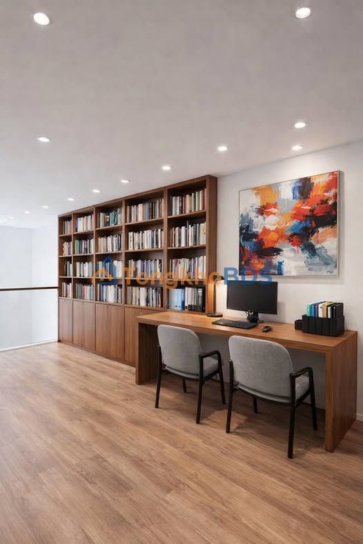 Nhà mặt phố Hồng Tiến Long Biên 48m² 26,8 tỷ Full nội thất