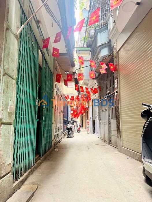 Nhà Lô Góc 2 Mặt Ngõ, Sát Phố Kinh Doanh Kim Mã, 46m² - 13 Tỷ