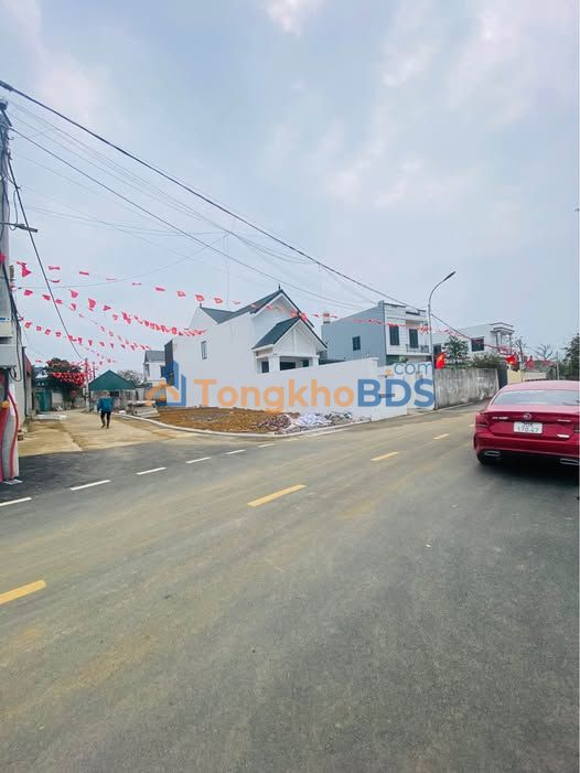 Đất Phú Cát Quốc Oai 100m² 32 tỷ - Sổ đỏ chính chủ