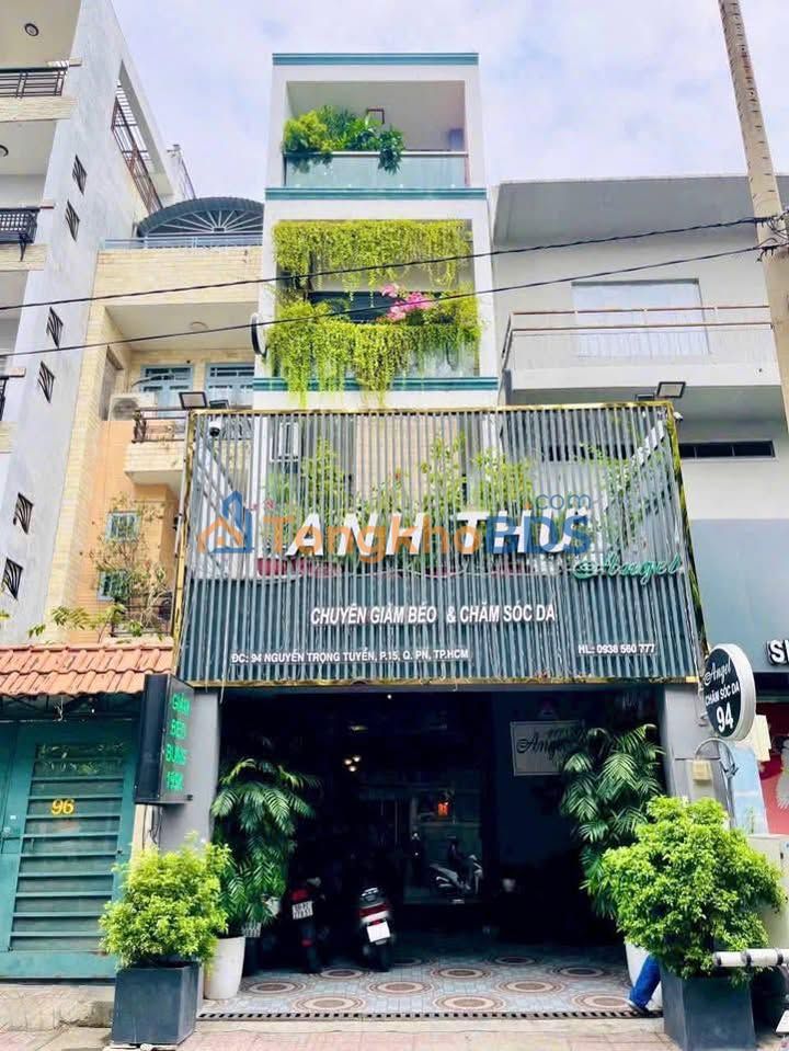 Nhà Mặt Tiền Nguyễn Trọng Tuyển 71m² - 6PN - Giá 22.5 Tỷ - Kinh Doanh Đa Ngành