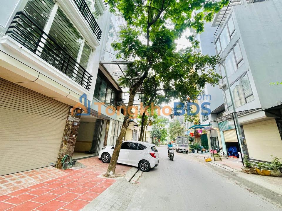 Nhà riêng Hà Đông 200m² 15.95 tỷ - Ô tô vào tận nhà