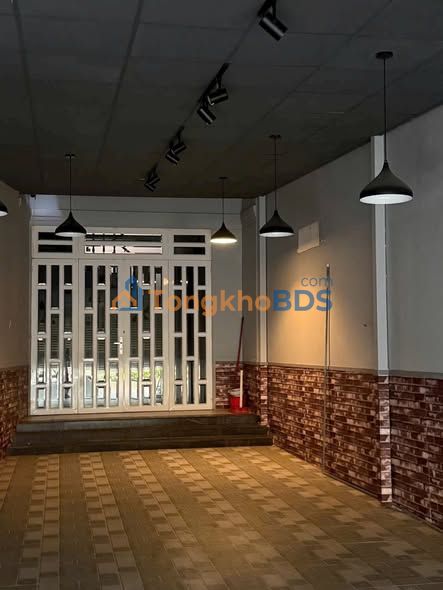 Mặt Tiền Kinh Doanh Đại Lộ Bình Dương (QL13) 100m² - Giá 15 Triệu/Tháng