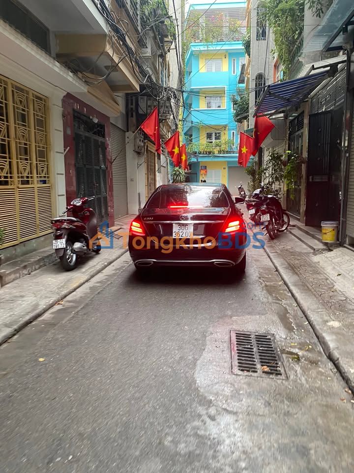 Nhà phân lô Hai Bà Trưng 64m² 20 tỷ - Ô tô đỗ cửa