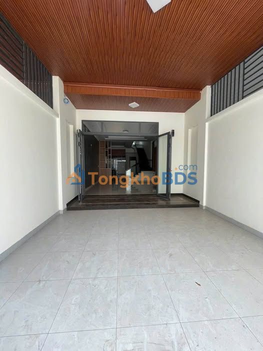 Nhà phố Lý Nam Đế Pleiku 130m² 2.68 tỷ - Thiết kế hiện đại