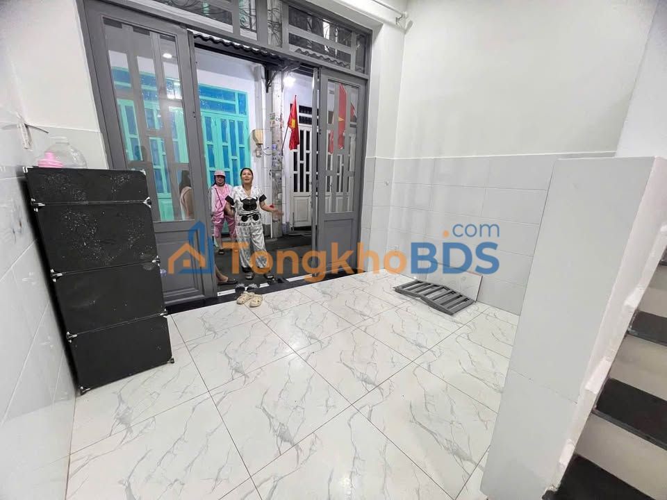 Nhà nguyên căn Tô Ngọc Vân Q12 84m² 6 triệu - Ô tô vào nhà
