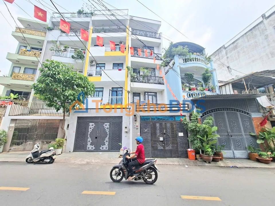 Nhà phố Nguyễn Văn Công 80m² 15.6 tỷ - Vị trí đắc địa