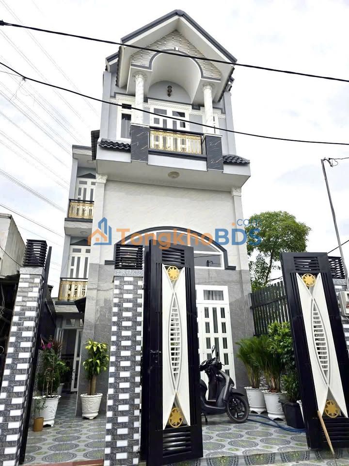 Nhà riêng Đông Thạnh Hóc Môn 79m2 5.8 tỷ - Ô tô vào tận nhà