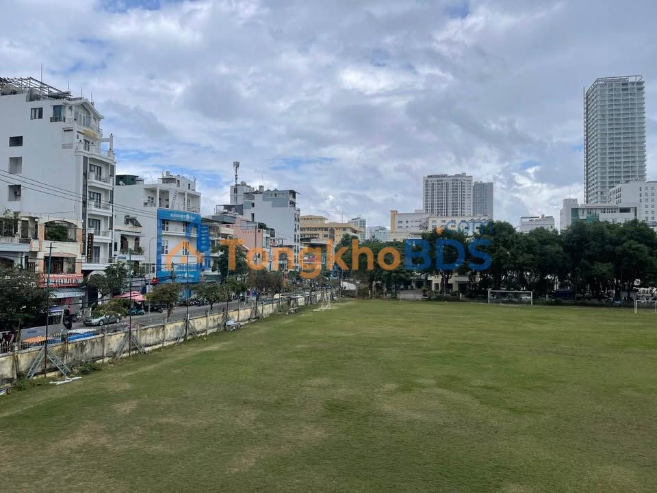 Khách sạn Đinh Tiên Hoàng Nha Trang 107m² 17 tỷ - Thích hợp KD