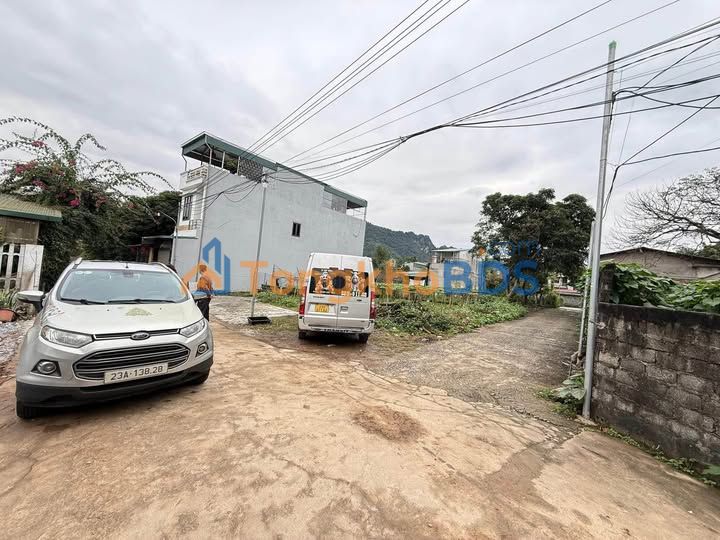 Bán Đất 80m² Phường Ngọc Đường, Vị Xuyên - Ngõ Oto Tránh, Sổ Đỏ TC 100%