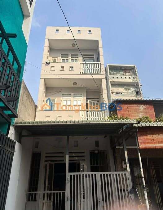 Nhà Tân Phú 80m² 7.2 tỷ - Ô tô vào tận nhà