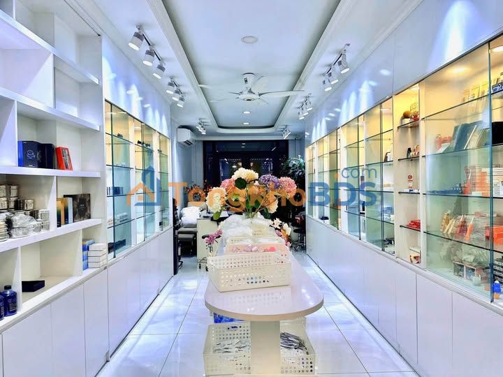 Nhà Mặt Tiền Kinh Doanh Thái Thịnh 62m², 7 Tầng, Thang Máy - 26 Tỷ