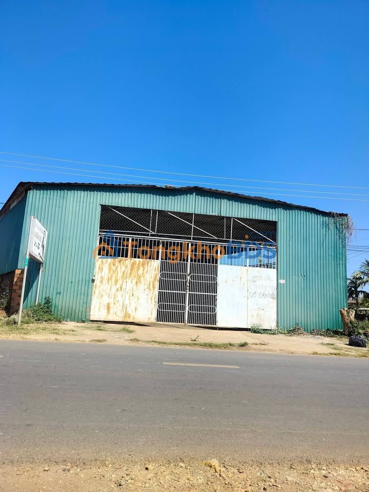 Store Tỉnh Lộ 10 Cư Kuin - Giá thỏa thuận, mặt tiền kinh doanh